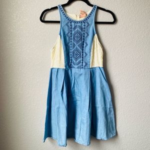 Flying Tomato Lace Trim Back Chambray Skater Dress Sz L